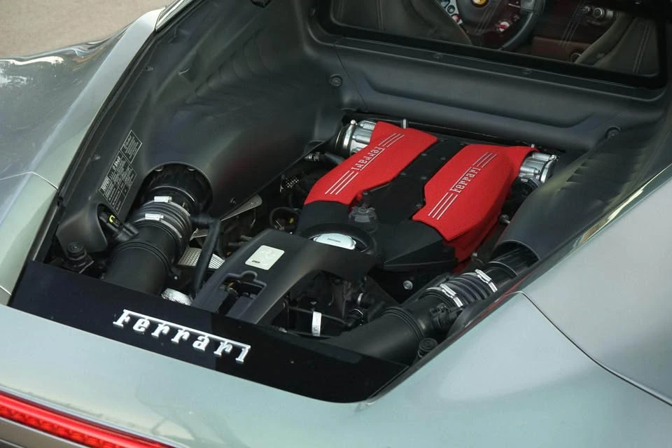 2016 Ferrari 488 GTB - Image 14 of 15