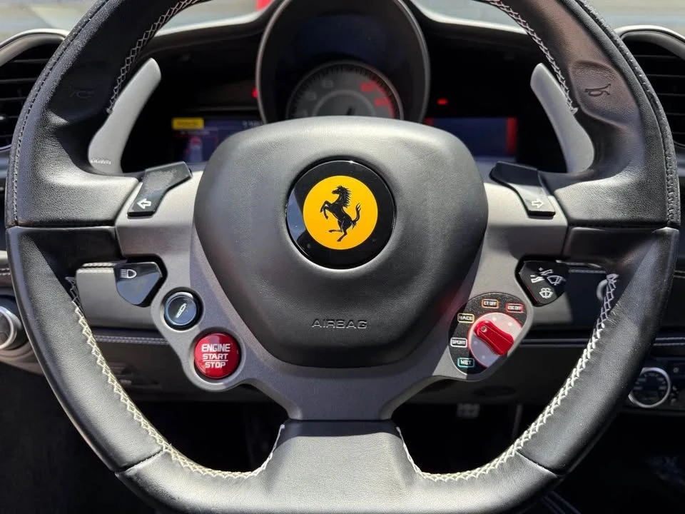 2016 Ferrari 488 GTB - Image 11 of 19