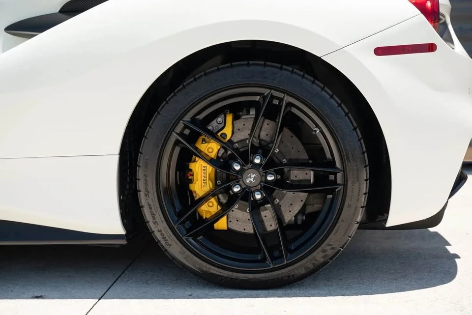 2016 Ferrari 488 GTB - Image 5 of 19