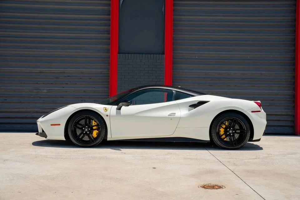 2016 Ferrari 488 GTB - Image 6 of 19