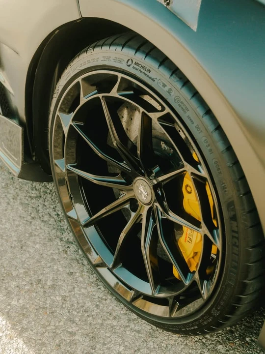 2016 Ferrari 488 GTB - Image 11 of 12