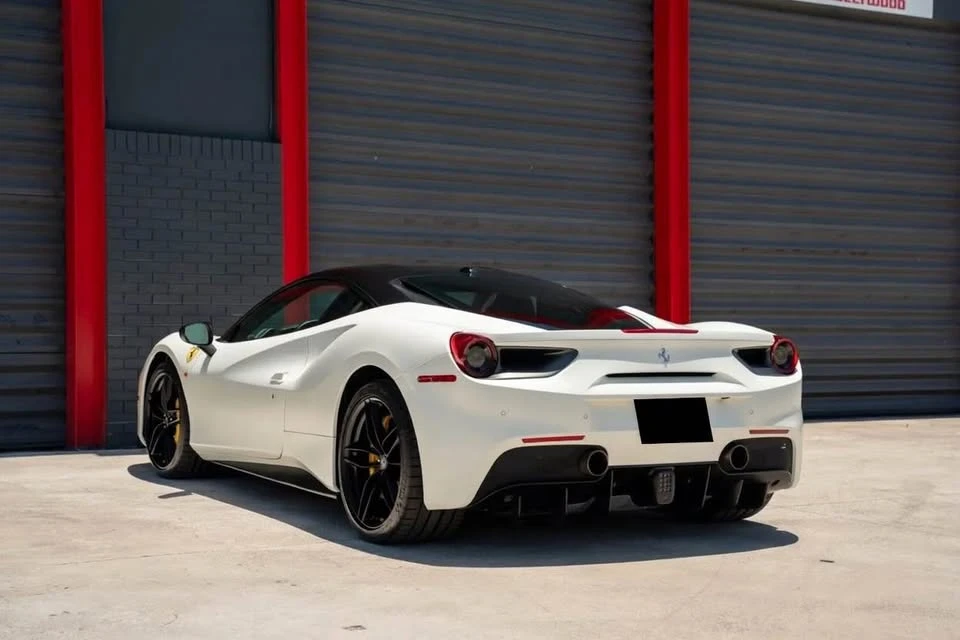2016 Ferrari 488 GTB - Image 4 of 19