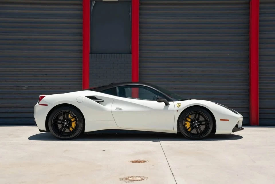 2016 Ferrari 488 GTB - Image 3 of 19