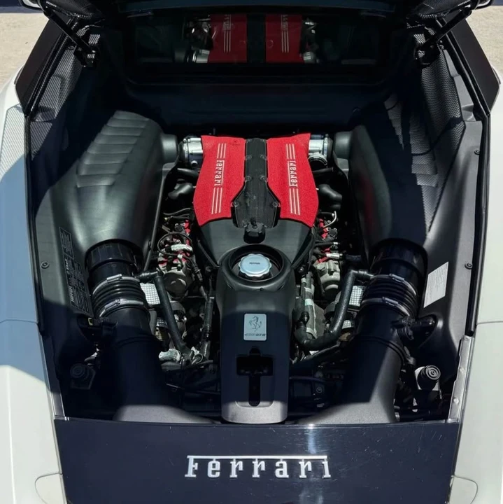 2016 Ferrari 488 GTB - Image 7 of 11