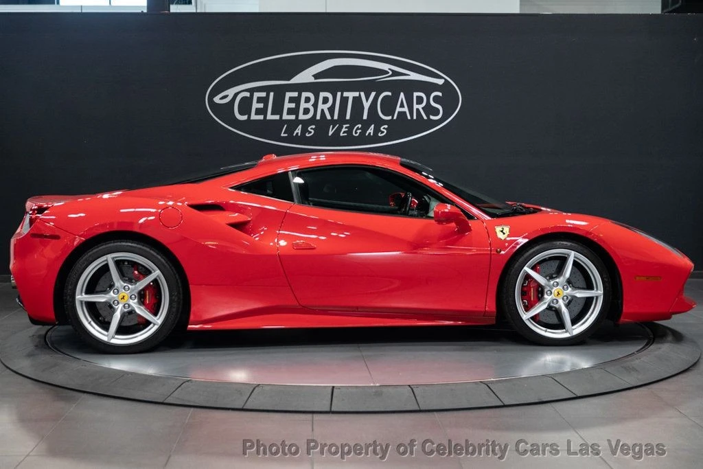 2016 Ferrari 488 GTB - Image 4 of 12