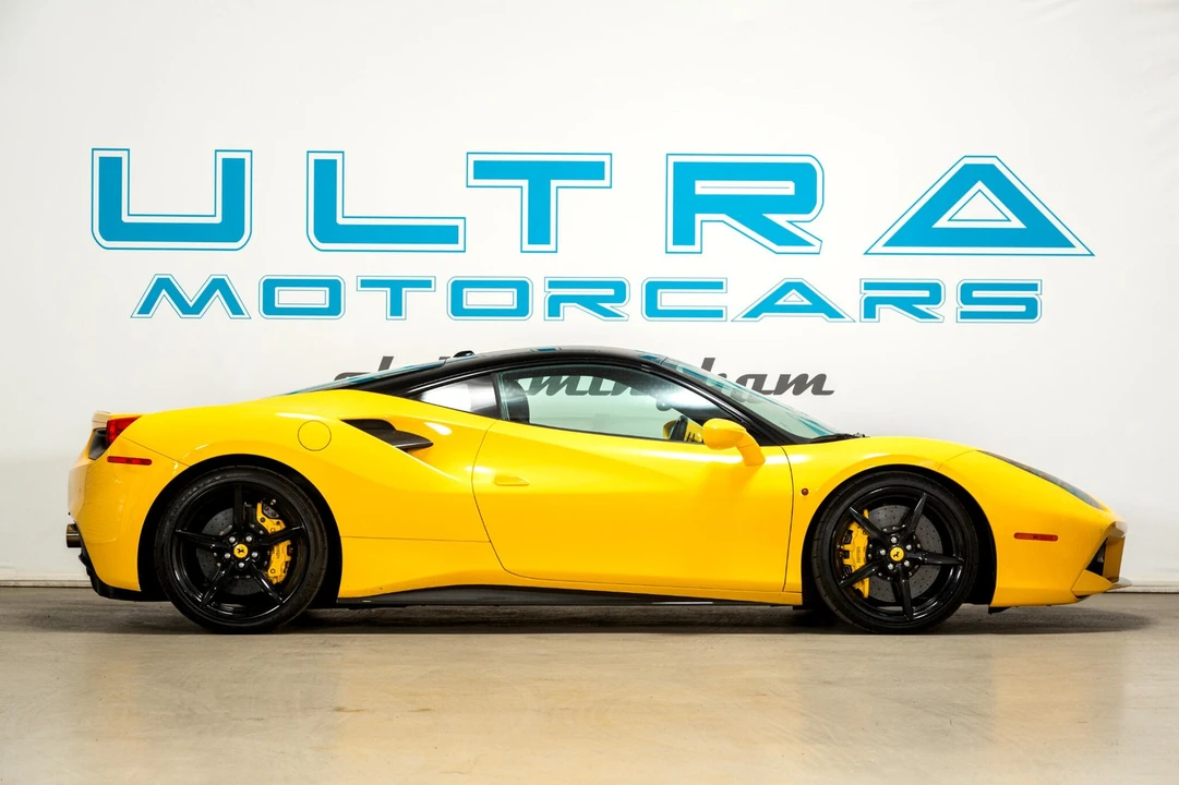 2016 Ferrari 488 GTB - Image 26 of 31