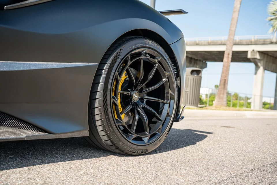 2016 Ferrari 488 GTB - Image 4 of 9