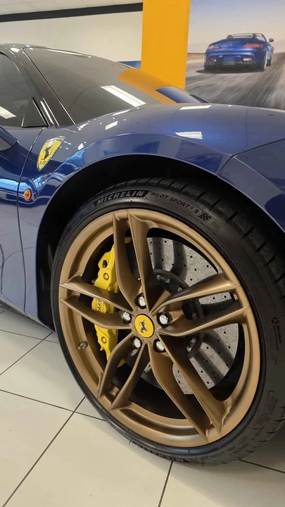 2016 Ferrari 488 GTB - Image 7 of 14