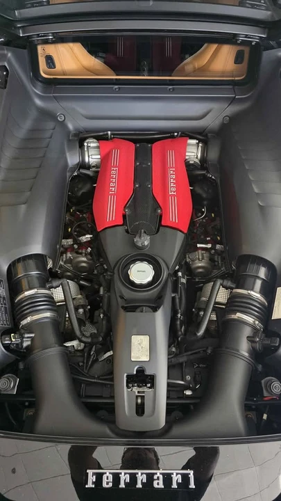 2016 Ferrari 488 GTB - Image 12 of 14