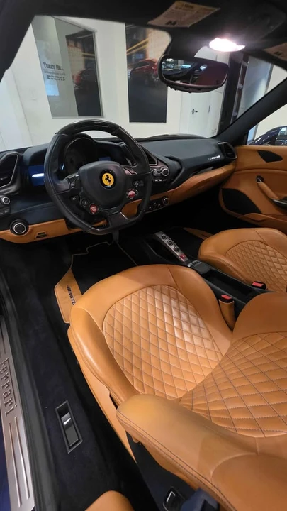 2016 Ferrari 488 GTB - Image 10 of 14