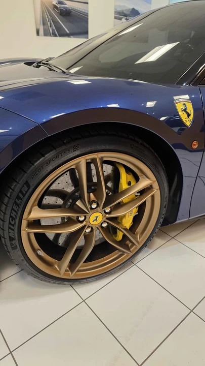2016 Ferrari 488 GTB - Image 8 of 14