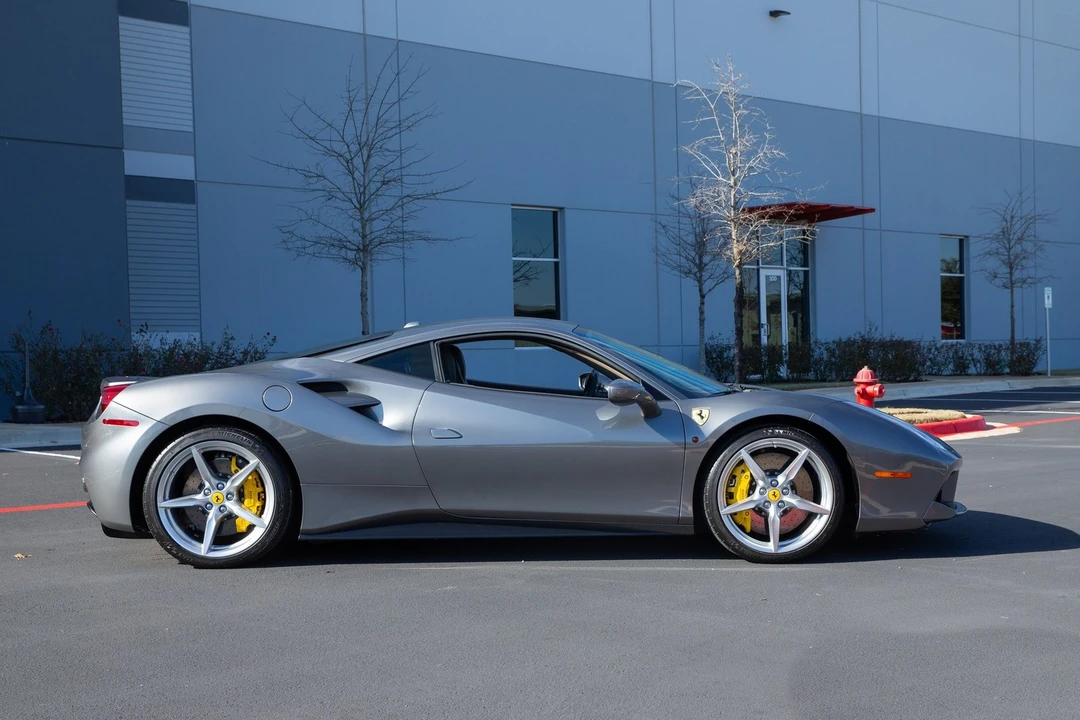 2016 Ferrari 488 GTB - Image 3 of 21
