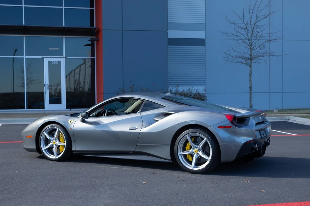 2016 Ferrari 488 GTB - Image 12 of 21