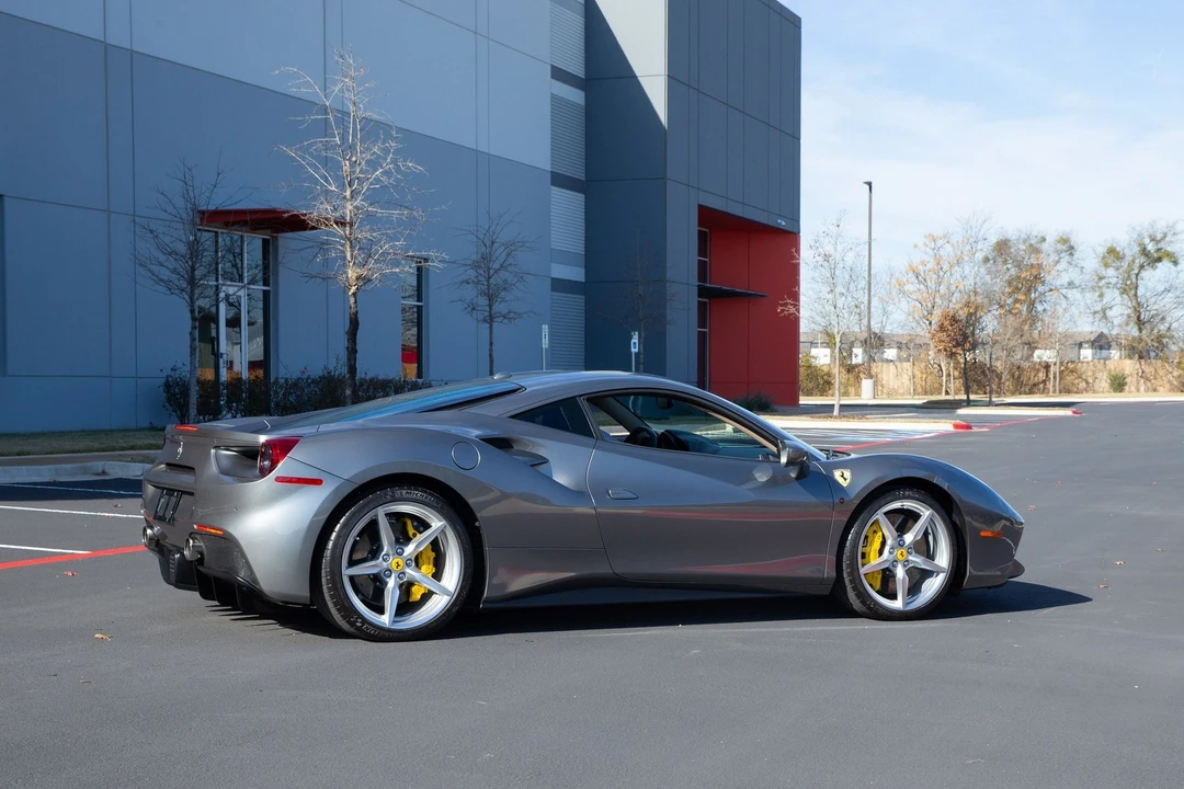 2016 Ferrari 488 GTB - Image 7 of 21