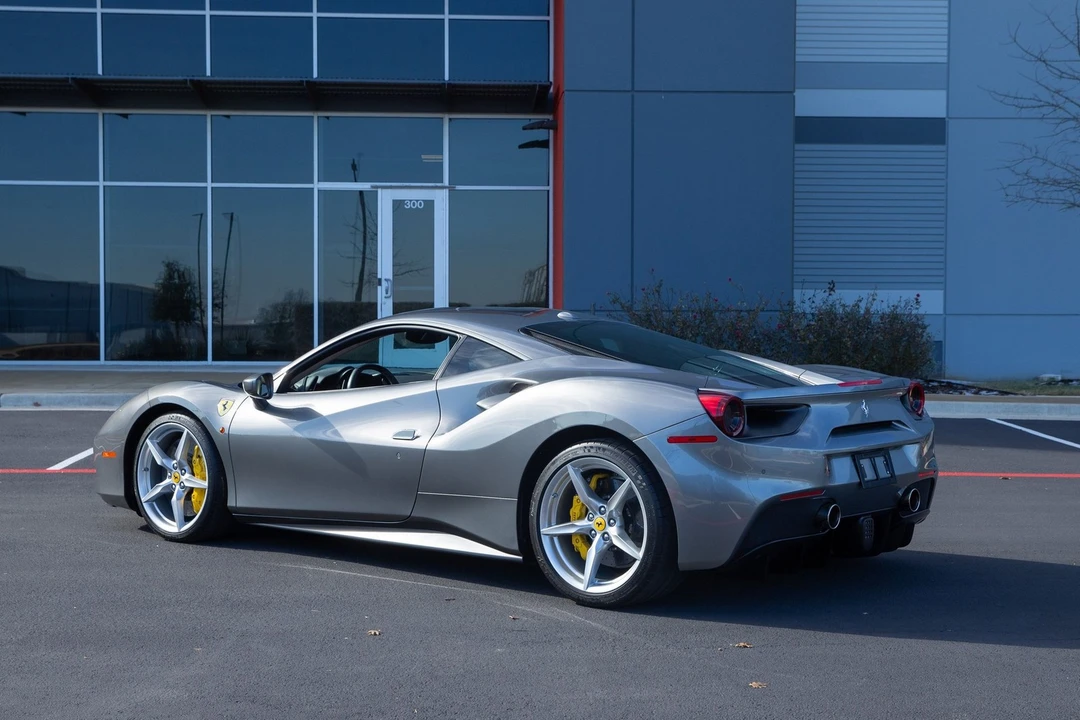 2016 Ferrari 488 GTB - Image 11 of 21