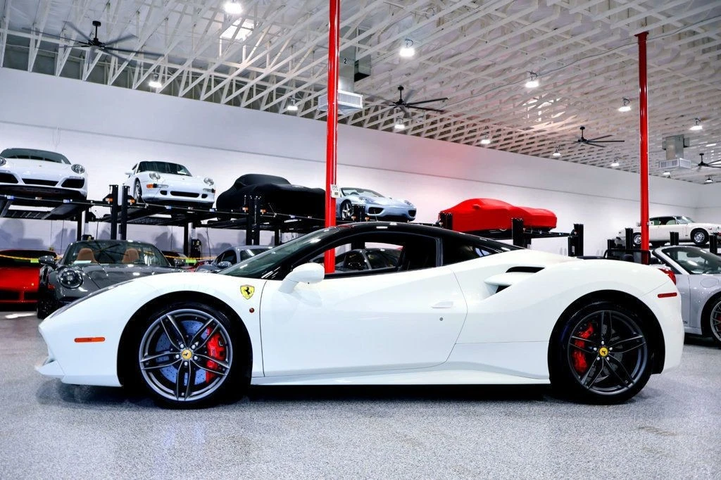 2016 Ferrari 488 GTB - Image 3 of 12