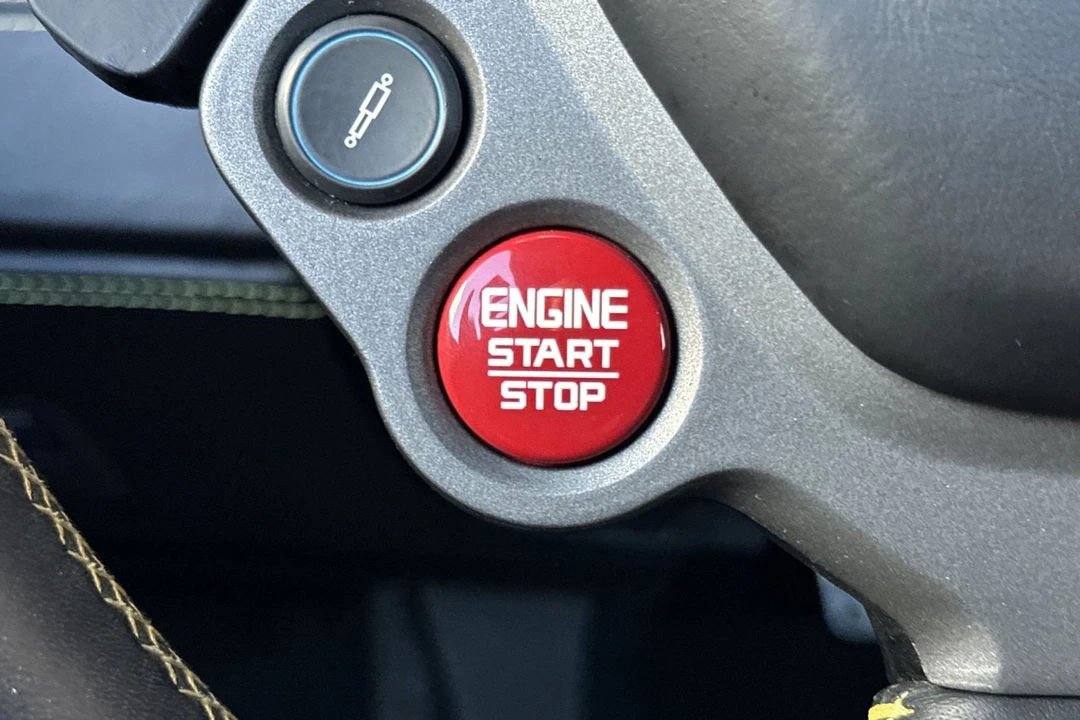 2016 Ferrari 488 GTB - Image 25 of 31
