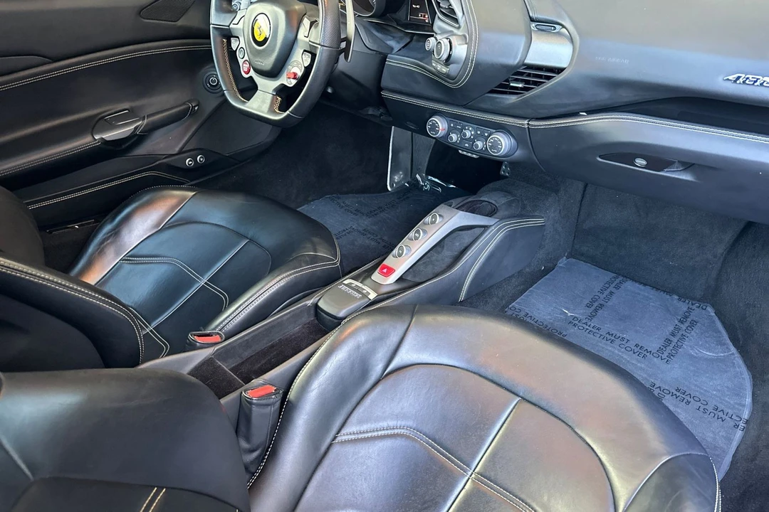 2016 Ferrari 488 GTB - Image 16 of 21