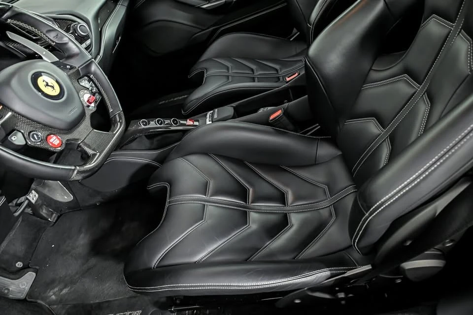 2016 Ferrari 488 GTB - Image 15 of 20