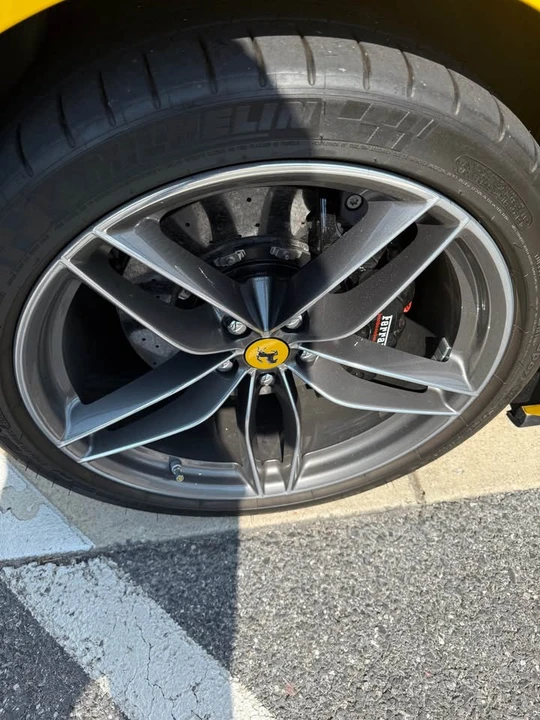 2016 Ferrari 488 GTB - Image 5 of 7