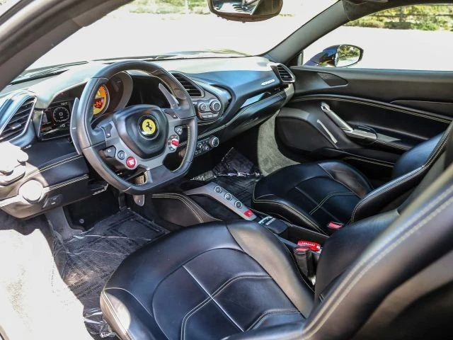2016 Ferrari 488 GTB - Image 28 of 31