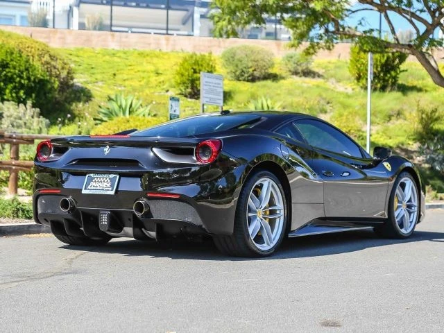 2016 Ferrari 488 GTB - Image 13 of 31