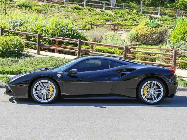 2016 Ferrari 488 GTB - Image 5 of 31
