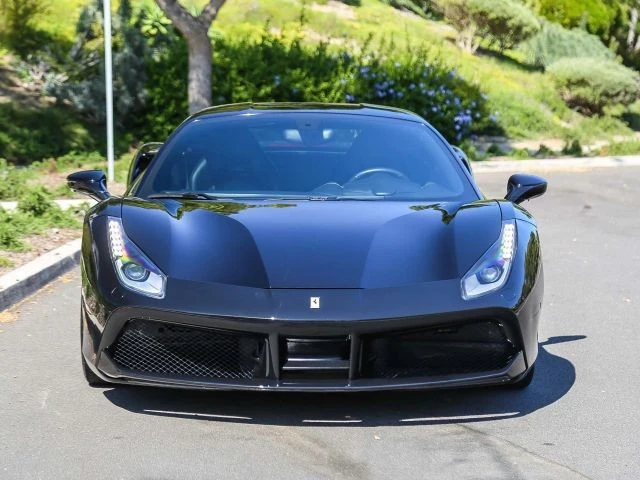 2016 Ferrari 488 GTB - Image 3 of 31