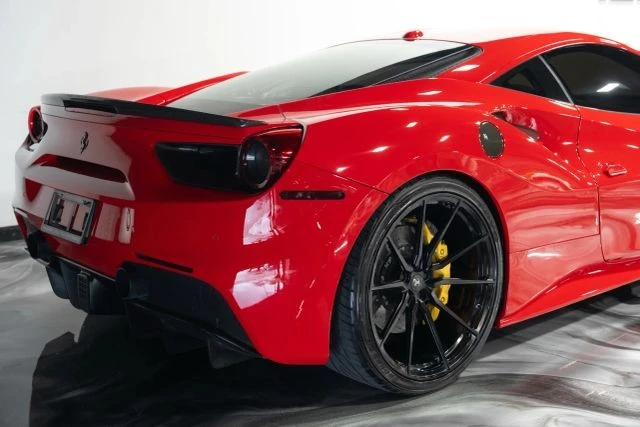 2016 Ferrari 488 GTB - Image 9 of 21