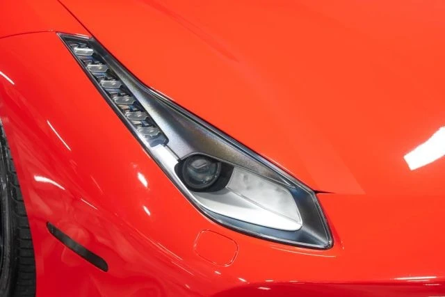 2016 Ferrari 488 GTB - Image 3 of 21