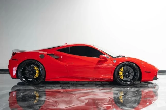 2016 Ferrari 488 GTB - Image 7 of 21