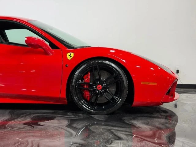 2016 Ferrari 488 GTB - Image 19 of 21