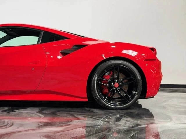 2016 Ferrari 488 GTB - Image 4 of 21