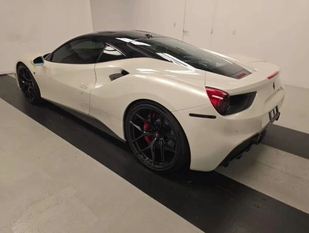 2016 Ferrari 488 GTB - Image 4 of 8
