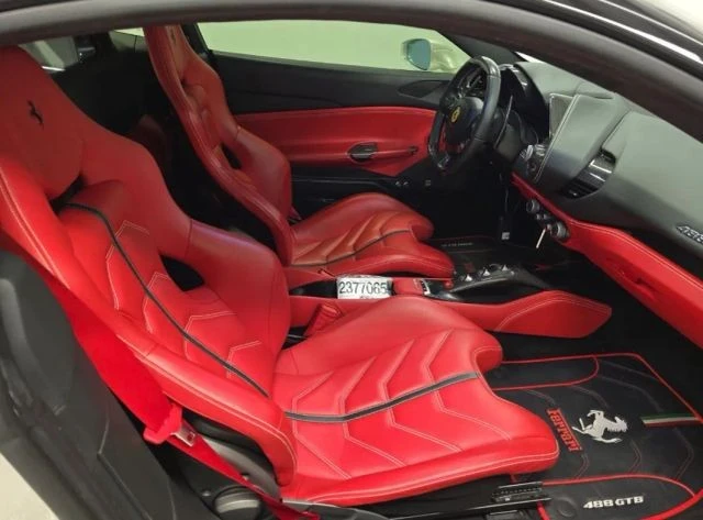 2016 Ferrari 488 GTB - Image 8 of 8