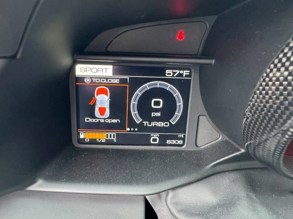 2016 Ferrari 488 GTB - Image 14 of 20