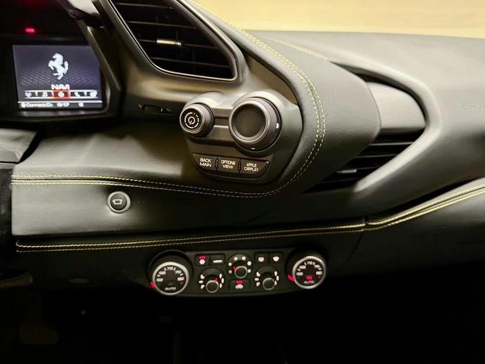 2016 Ferrari 488 GTB - Image 29 of 31