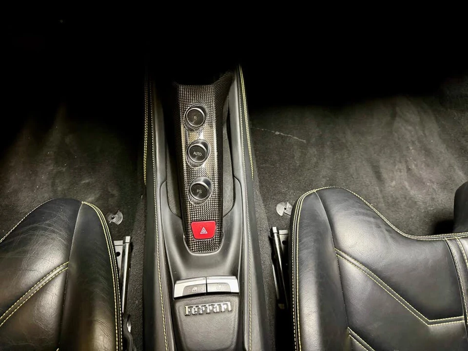 2016 Ferrari 488 GTB - Image 27 of 31