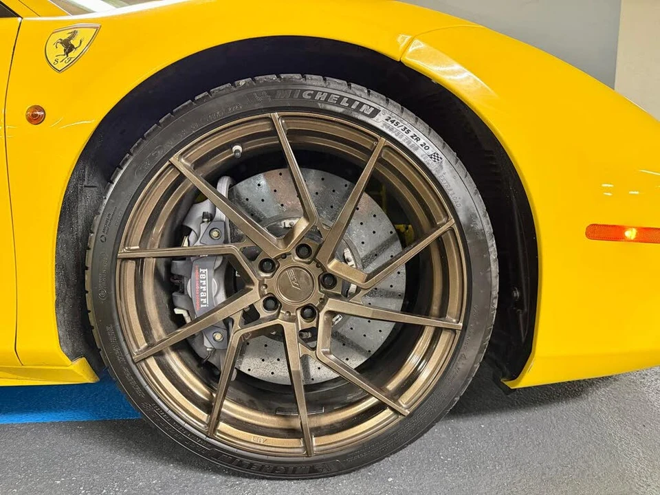 2016 Ferrari 488 GTB - Image 16 of 31