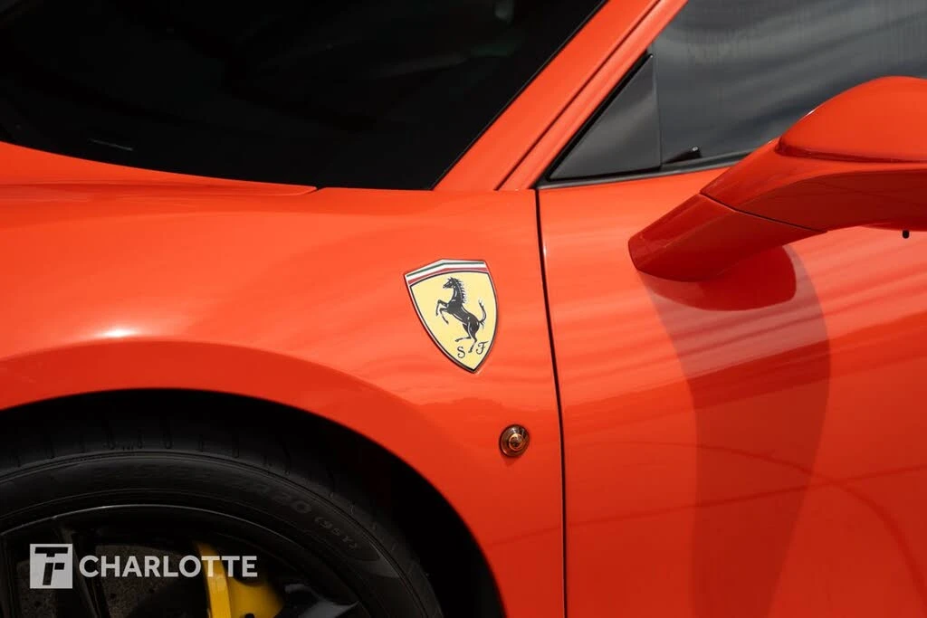 2016 Ferrari 488 GTB - Image 8 of 31