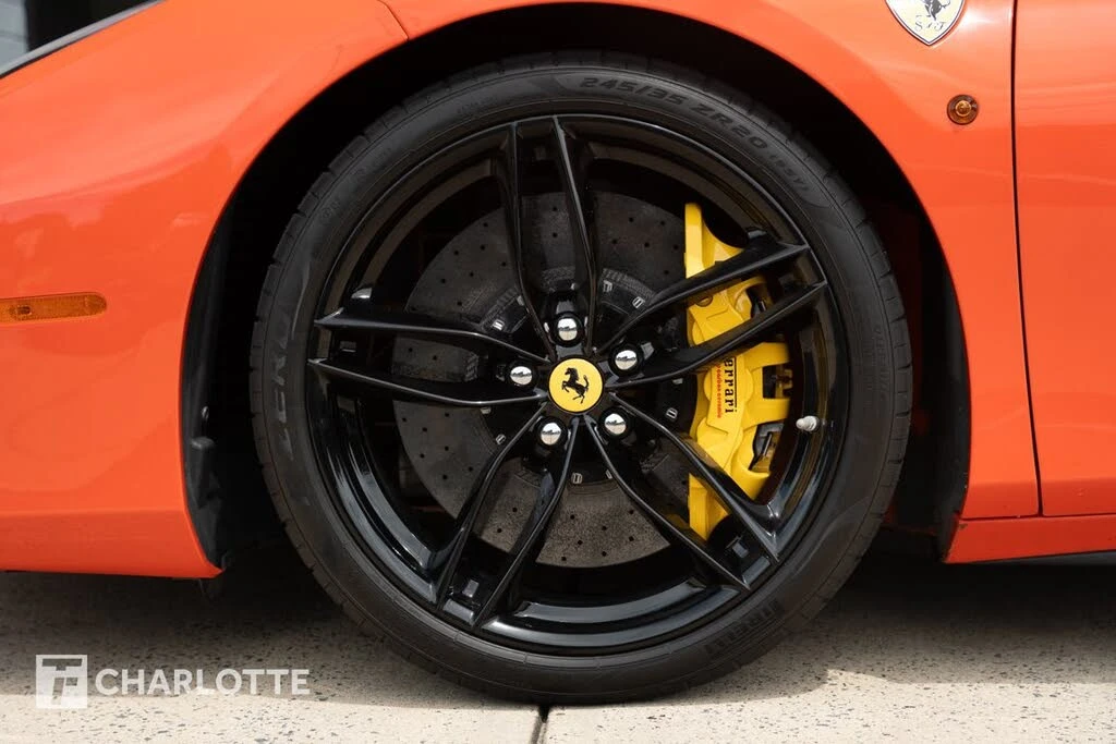 2016 Ferrari 488 GTB - Image 12 of 31