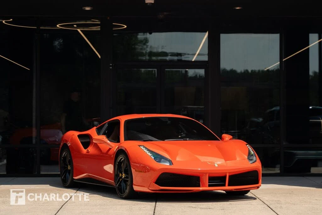 2016 Ferrari 488 GTB - Image 2 of 31