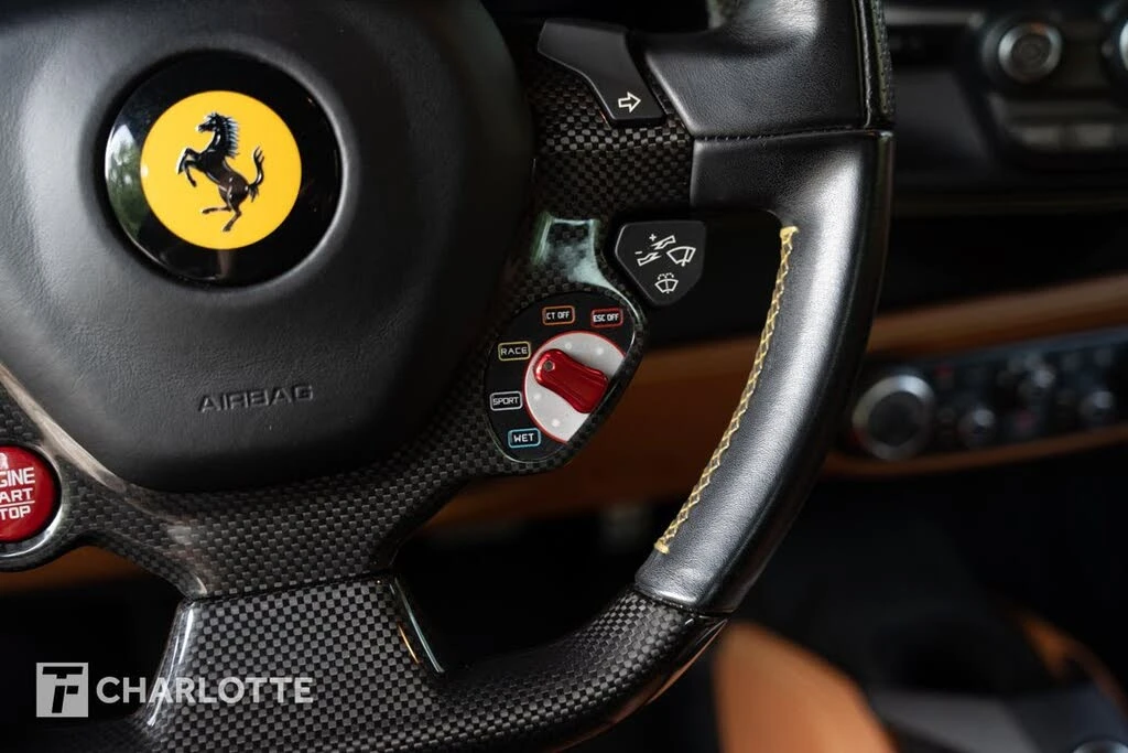 2016 Ferrari 488 GTB - Image 25 of 31