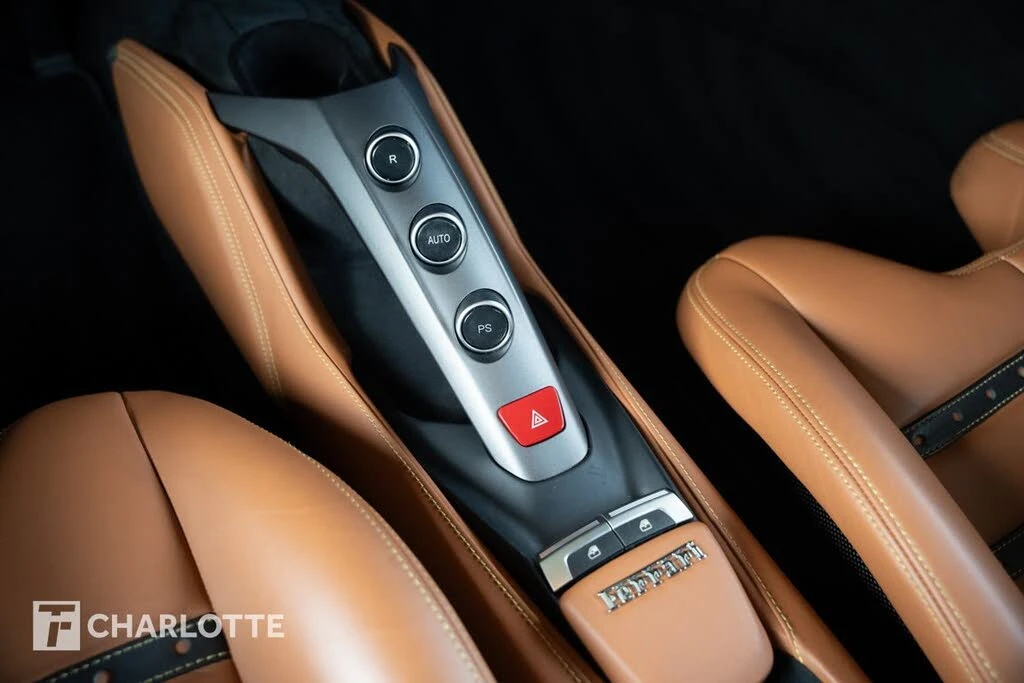 2016 Ferrari 488 GTB - Image 31 of 31