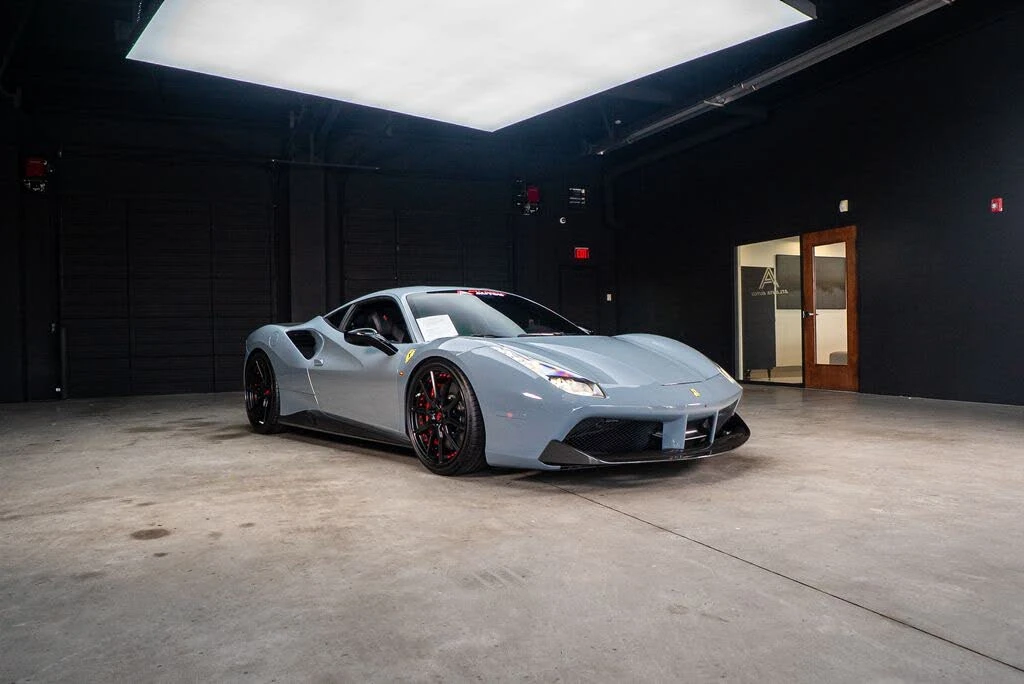 2016 Ferrari 488 GTB - Image 11 of 31
