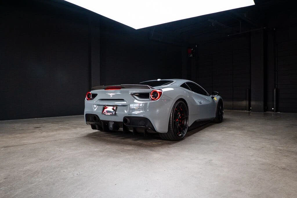 2016 Ferrari 488 GTB - Image 24 of 31