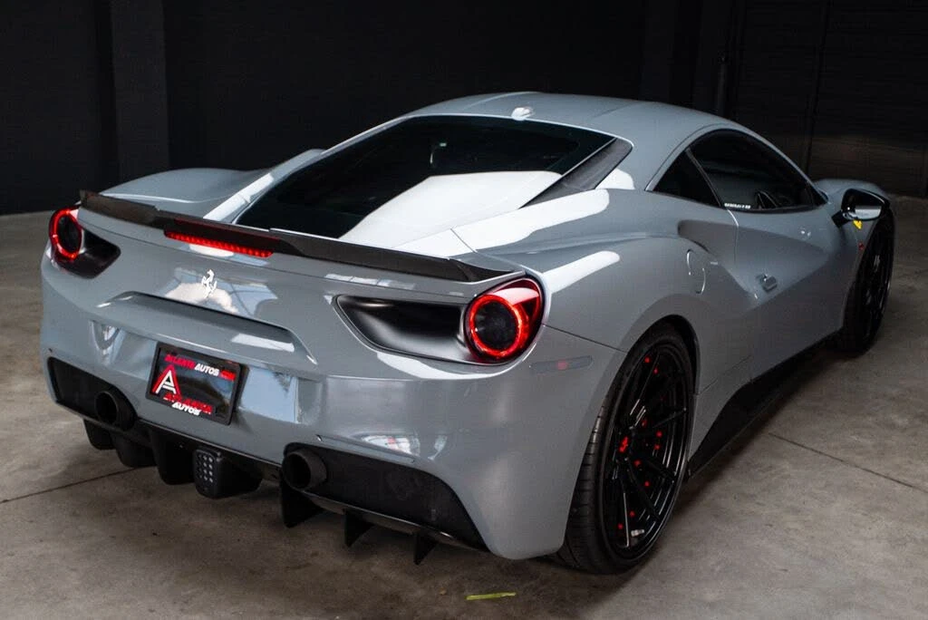 2016 Ferrari 488 GTB - Image 23 of 31