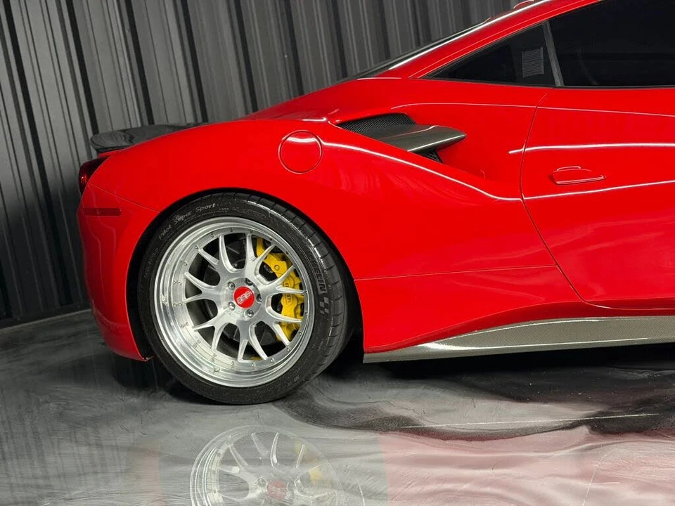 2016 Ferrari 488 GTB - Image 12 of 30
