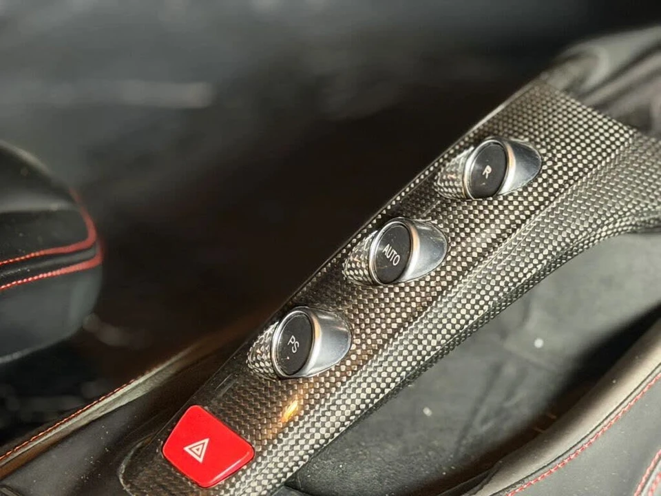 2016 Ferrari 488 GTB - Image 29 of 30