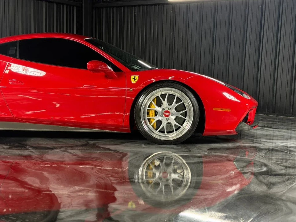 2016 Ferrari 488 GTB - Image 15 of 30